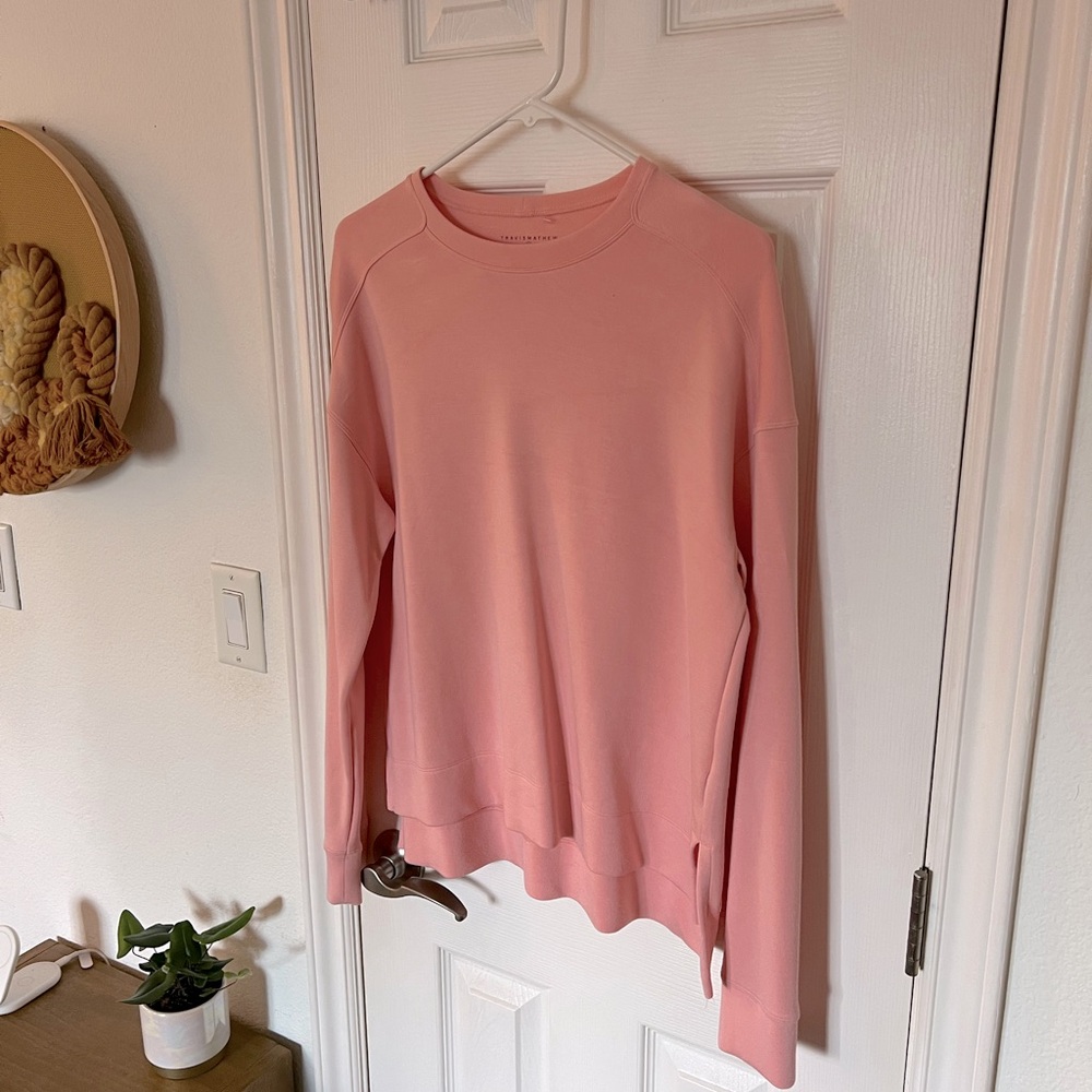 Travis Mathew pullover - Picture 2 of 6